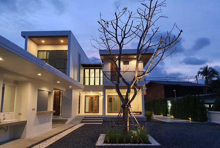 Box house